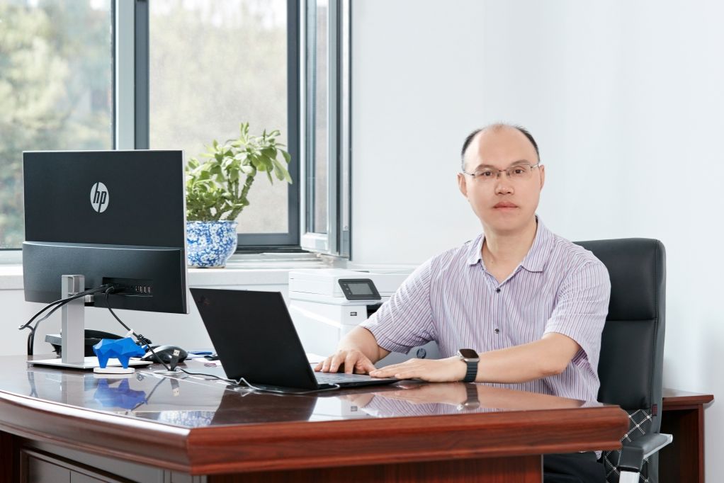 卢湖川教授当选IEEE Fellow