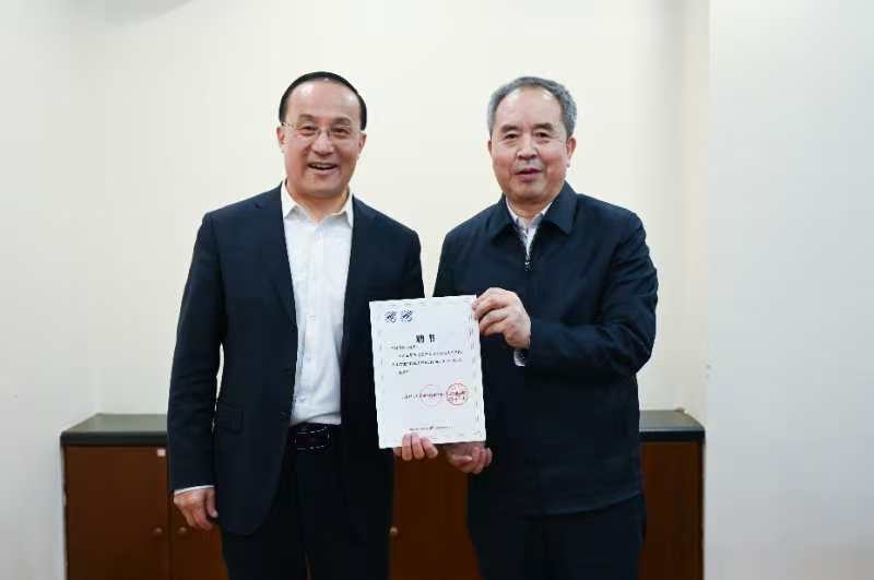 【学在大工】张涛院士做客未来讲堂  分享其求学到科研的成长道路