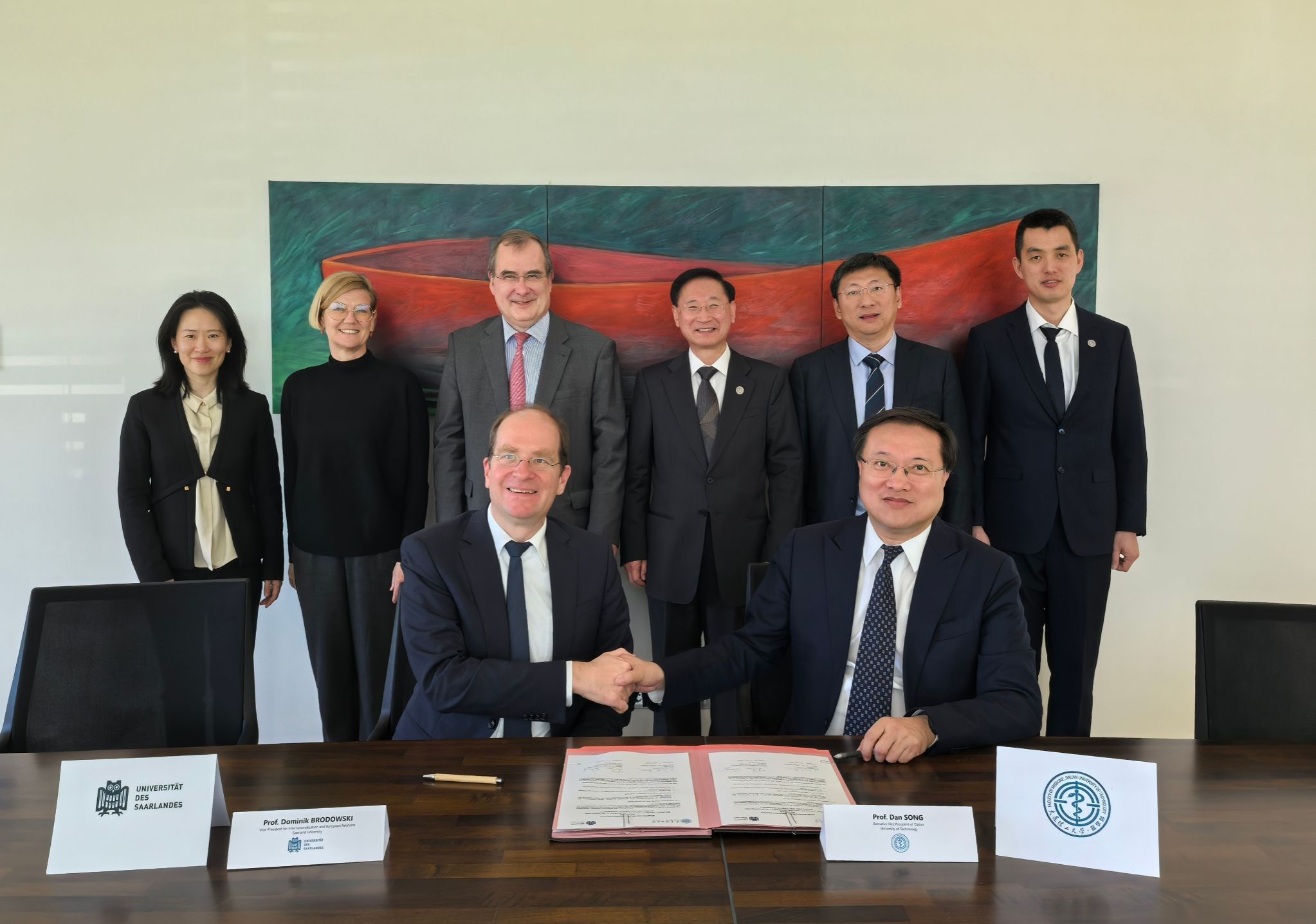 【锻造新优势】我校代表团赴欧洲访问 达成多项国际合作