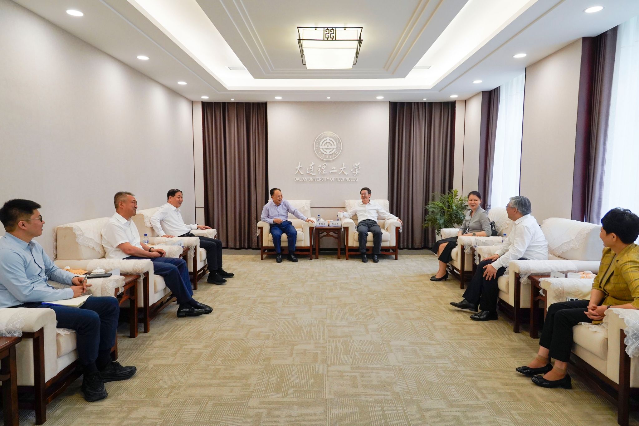 【服务振兴】辽宁省委常委、副省长张立林来校看望慰问蹇锡高院士