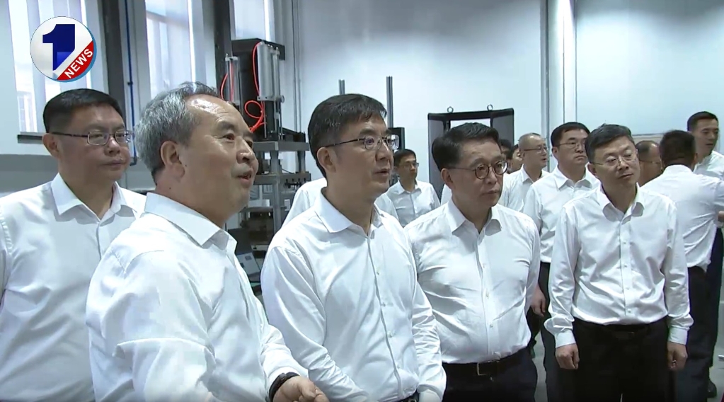 辽宁省委常委、大连市委书记熊茂平来校调研