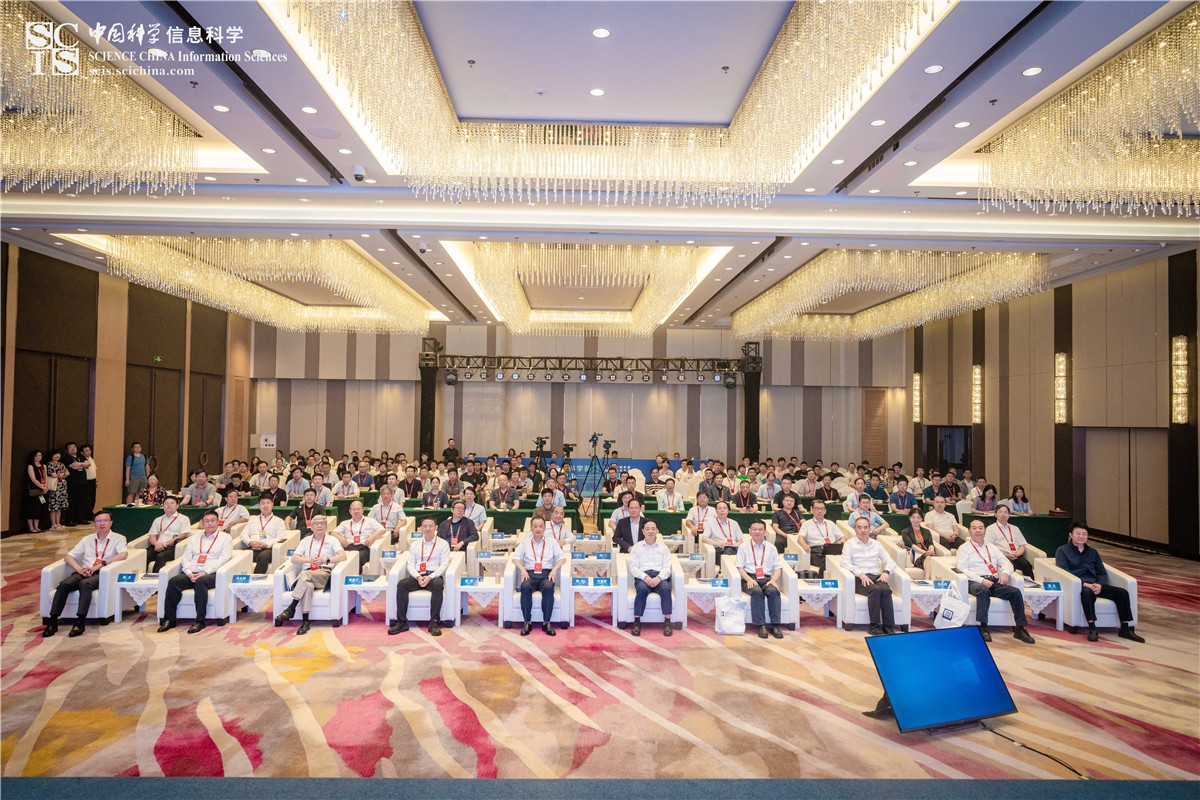 中国科学院学部第163次科学与技术前沿论坛在连召开