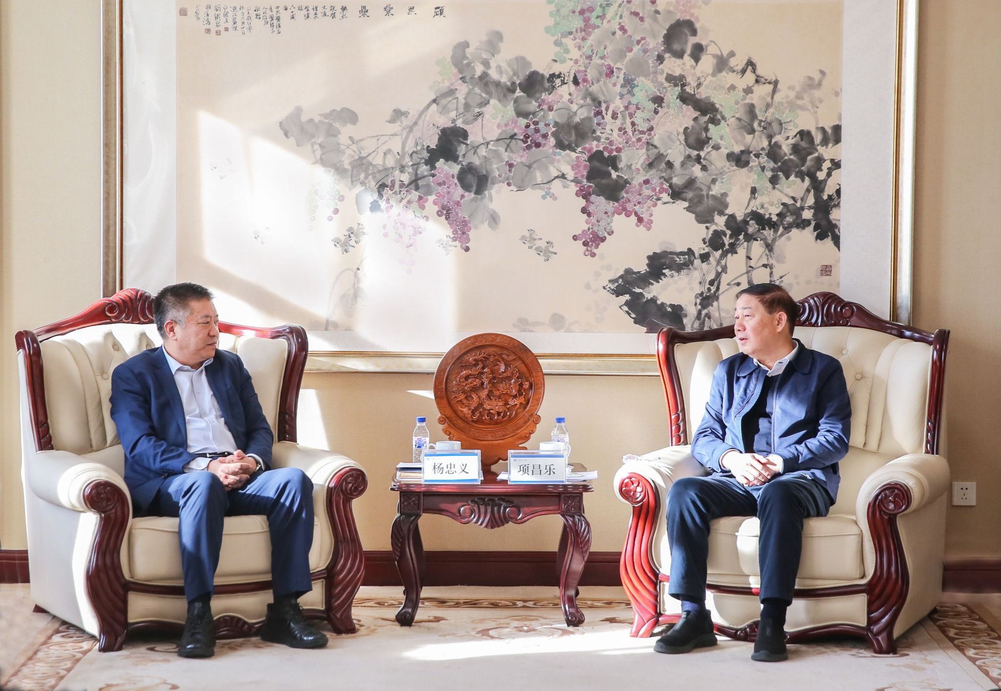 【服务振兴】中冶焦耐工程技术有限公司党委书记、董事长杨忠义一行来校访问交流