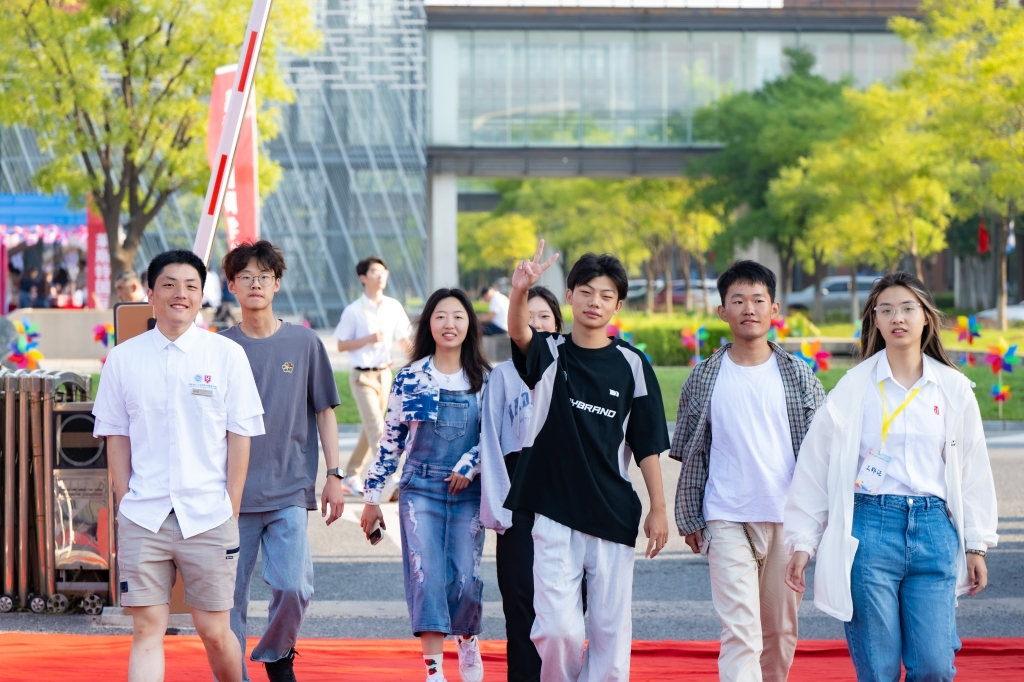 【大工欢迎你】你好，新大工人！